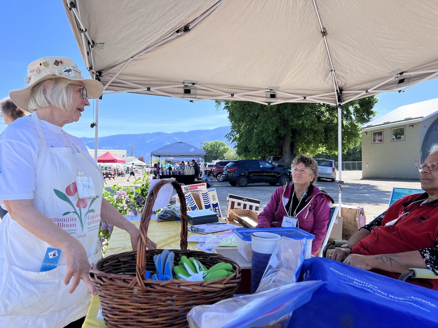 rea at the plant sale with mary and heather